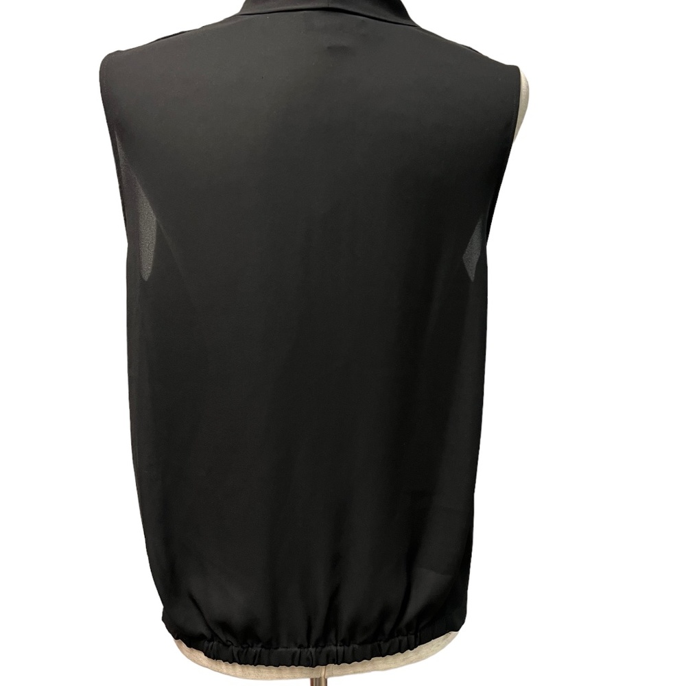 Vince Camuto Essentials Rich Black Faux Wrap Sleeveless Chiffon Top Snap closure - Picture 8 of 11